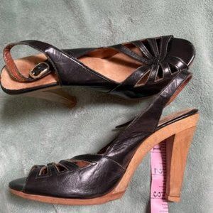 Vintage Black Leather Slingback heels size 5